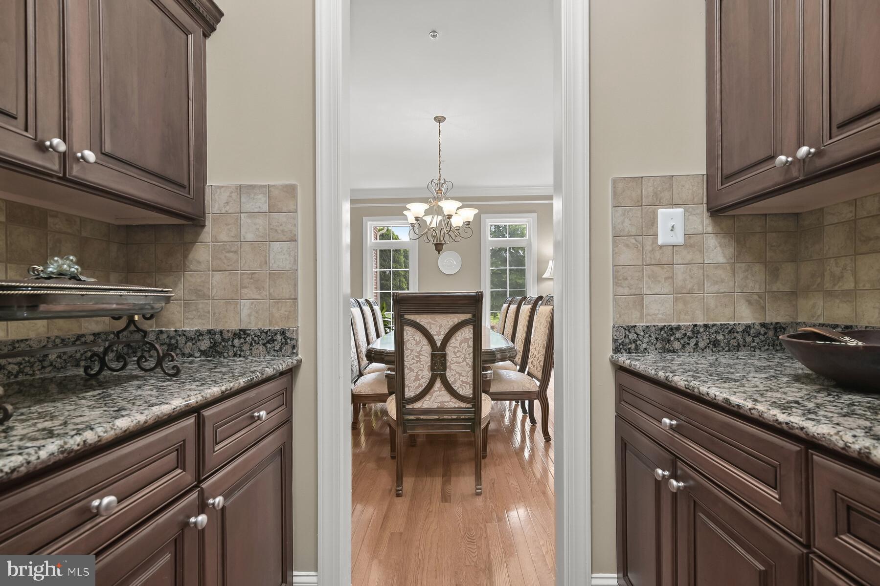 ST JAMES - Residential