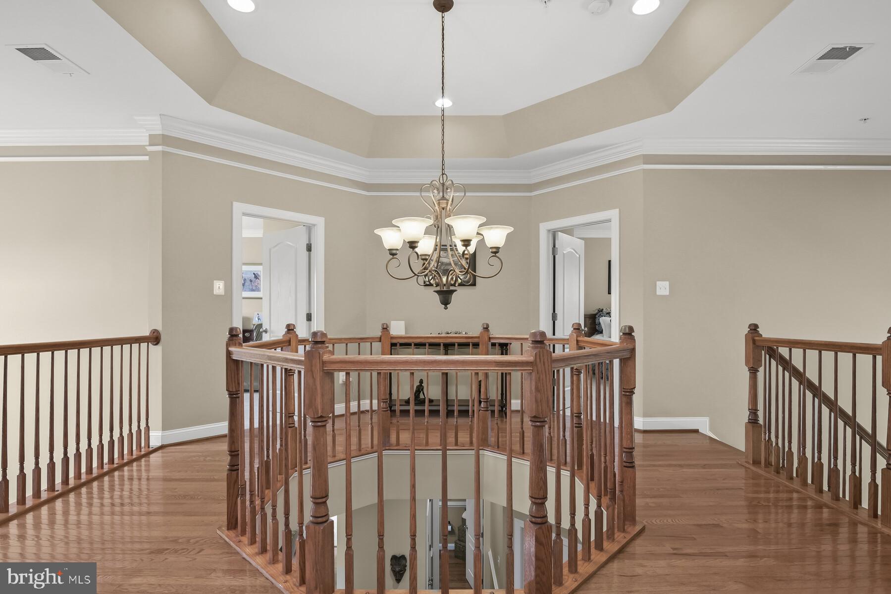 ST JAMES - Residential