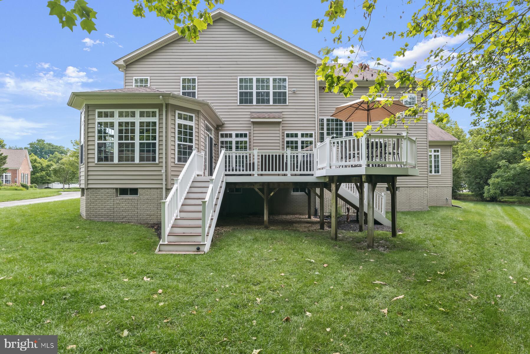 ST JAMES - Residential