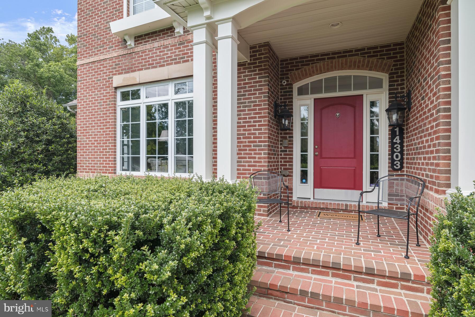 ST JAMES - Residential