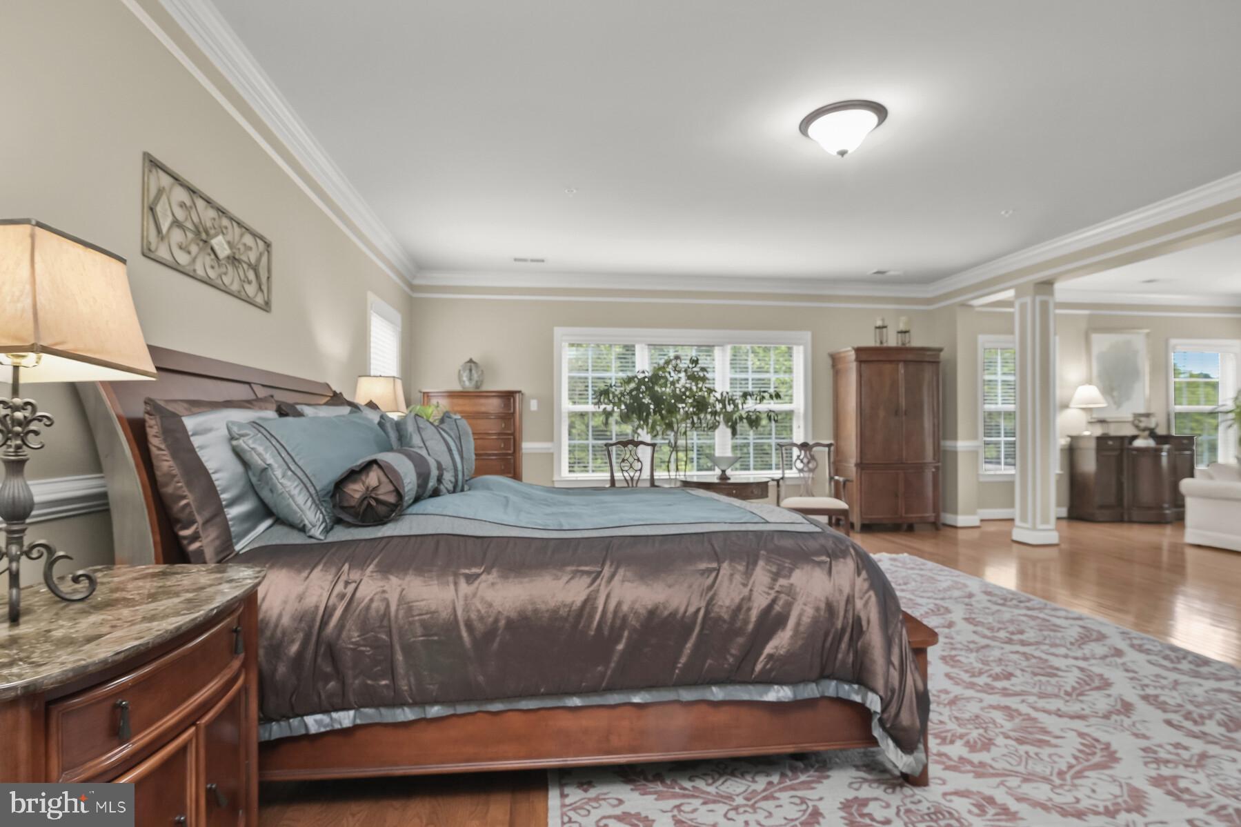 ST JAMES - Residential