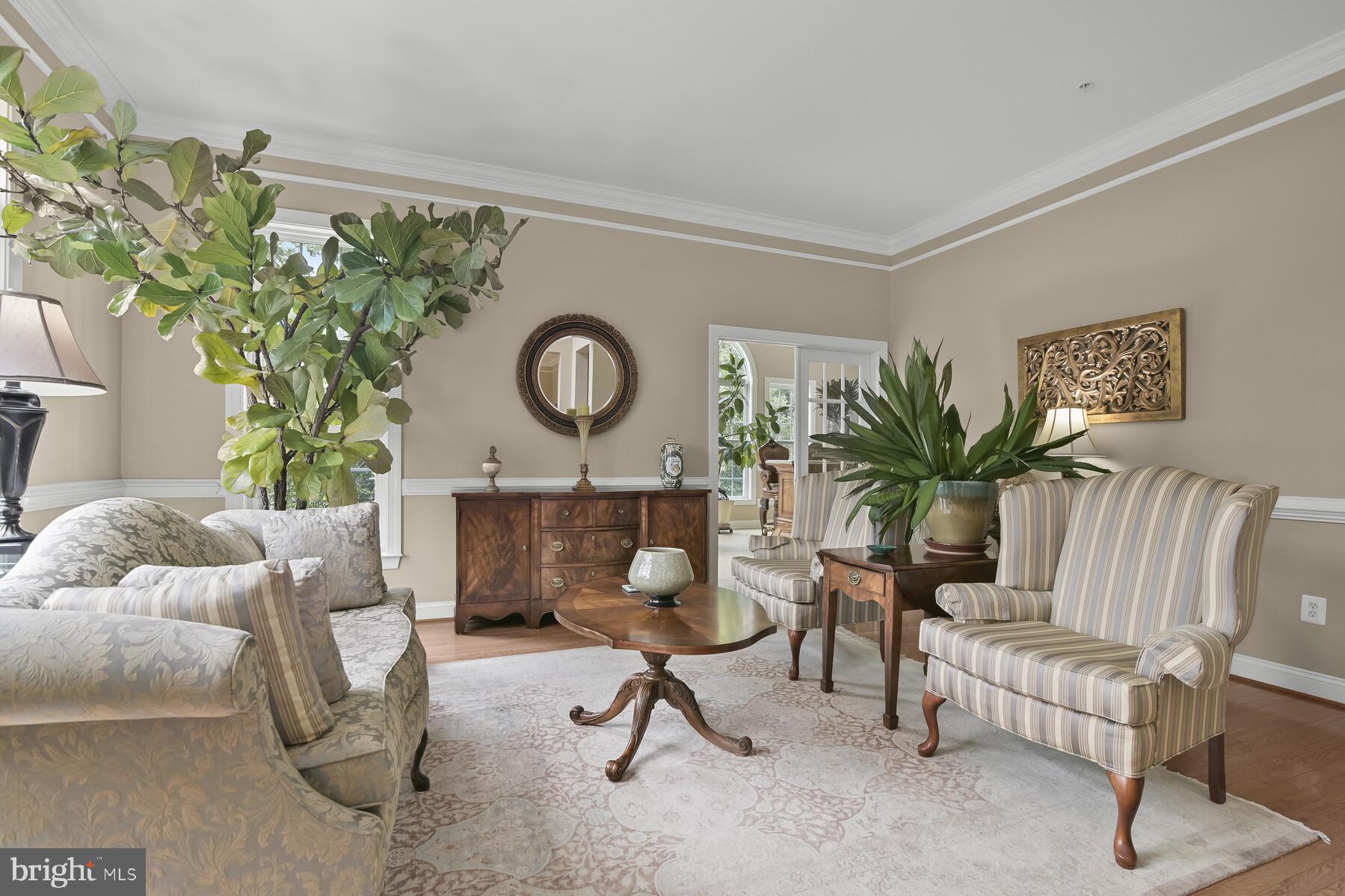 ST JAMES - Residential