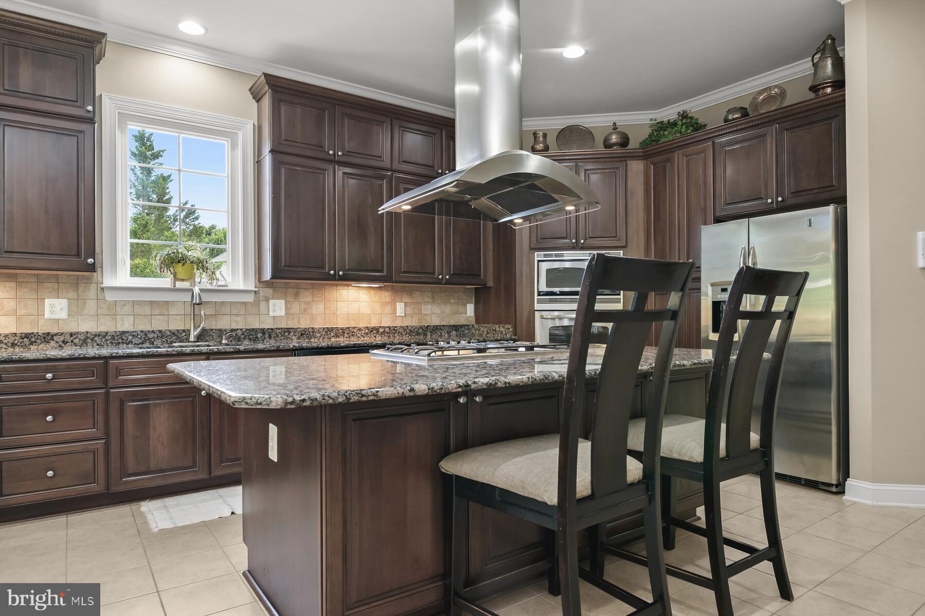 ST JAMES - Residential