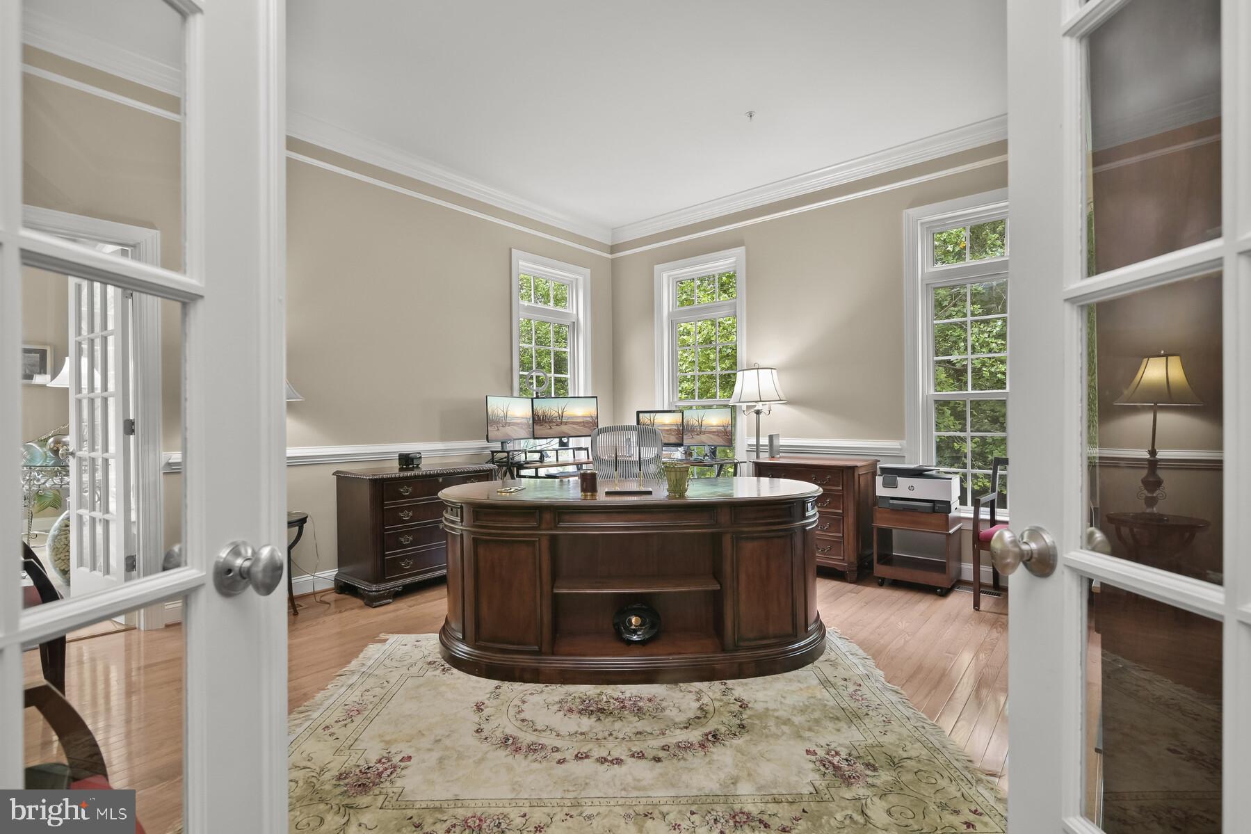 ST JAMES - Residential