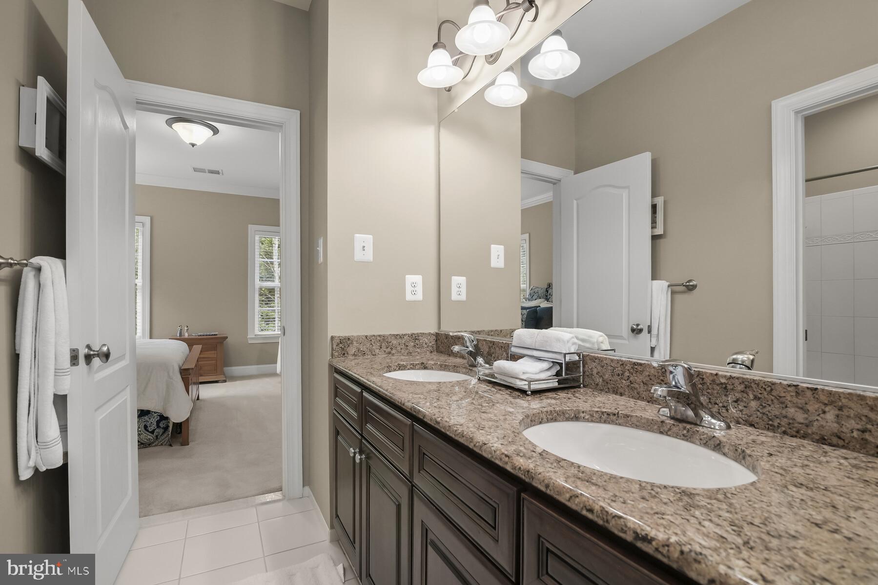 ST JAMES - Residential