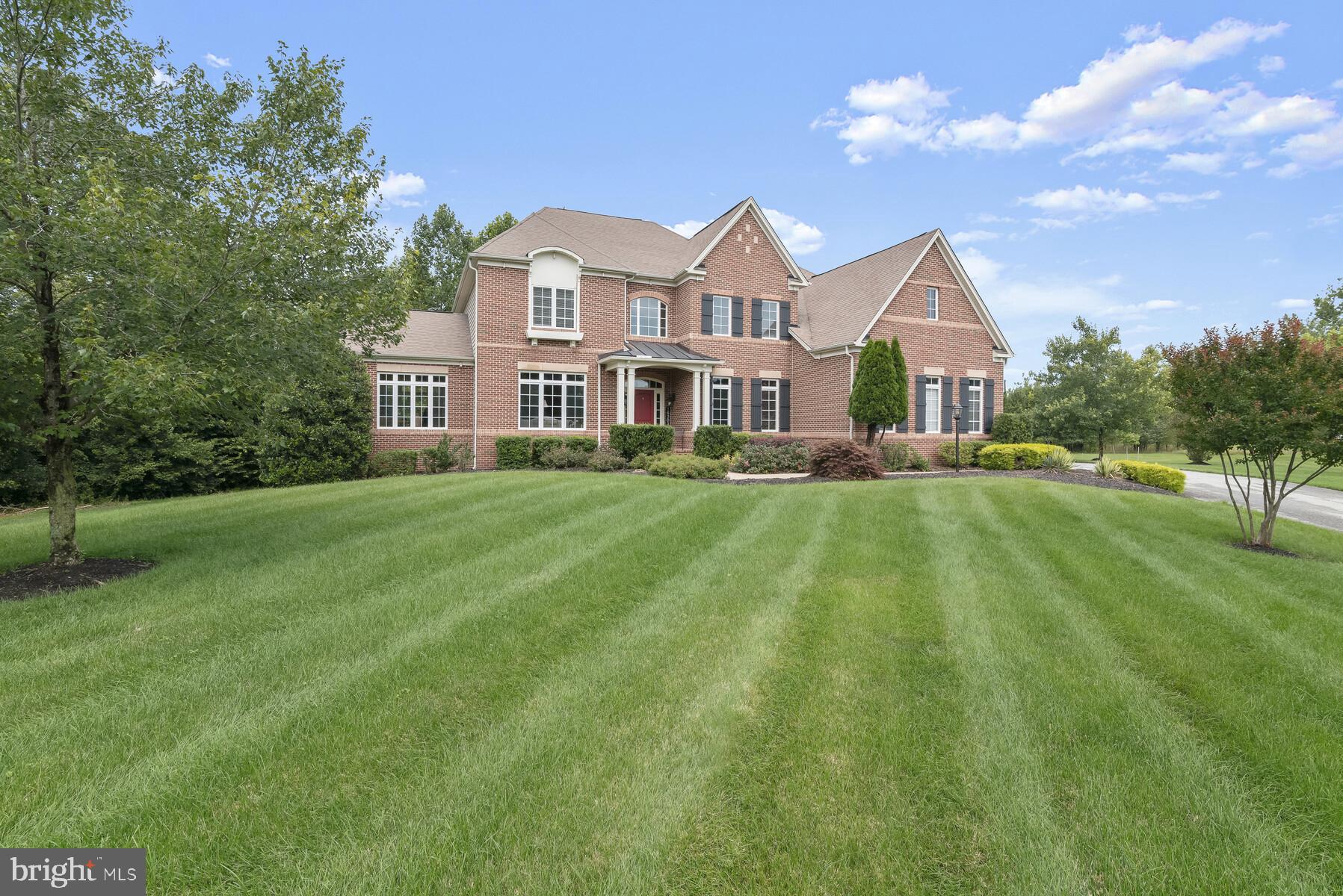 ST JAMES - Residential