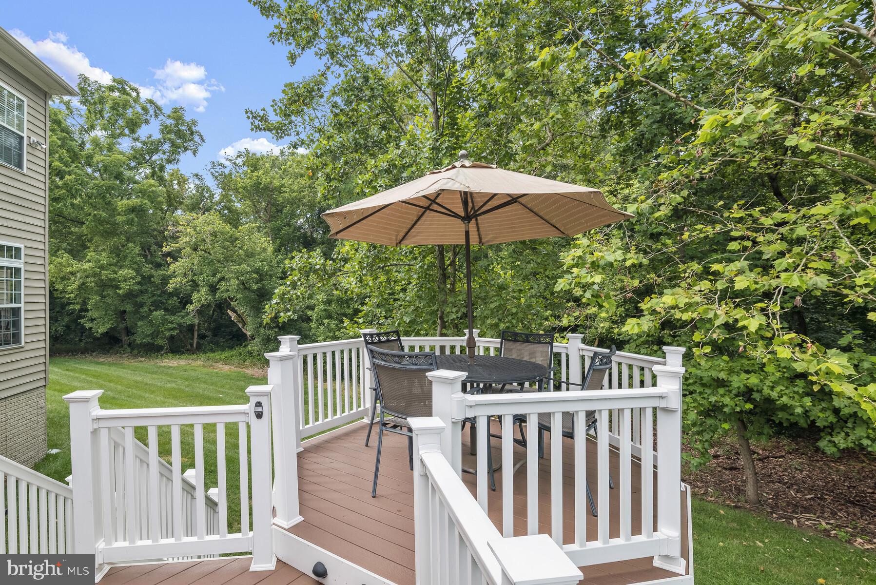 ST JAMES - Residential