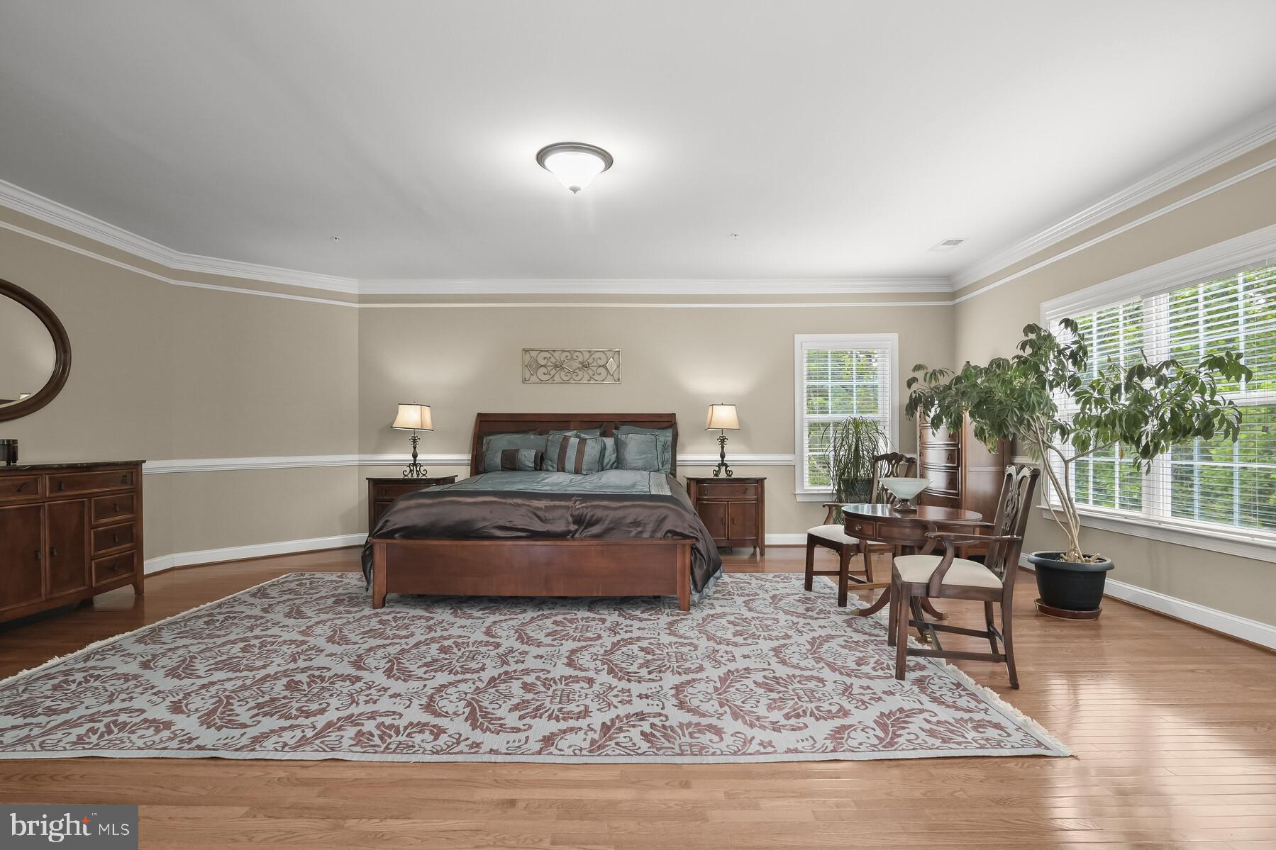 ST JAMES - Residential