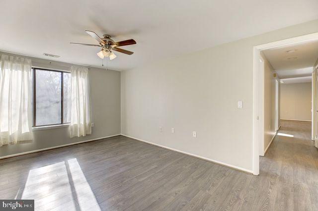 FARMINGDALE - Residential