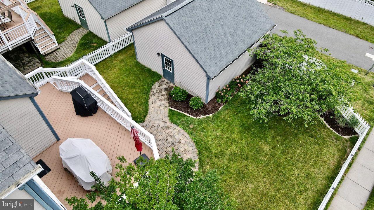 20400 CHARTER OAK DRIVE
