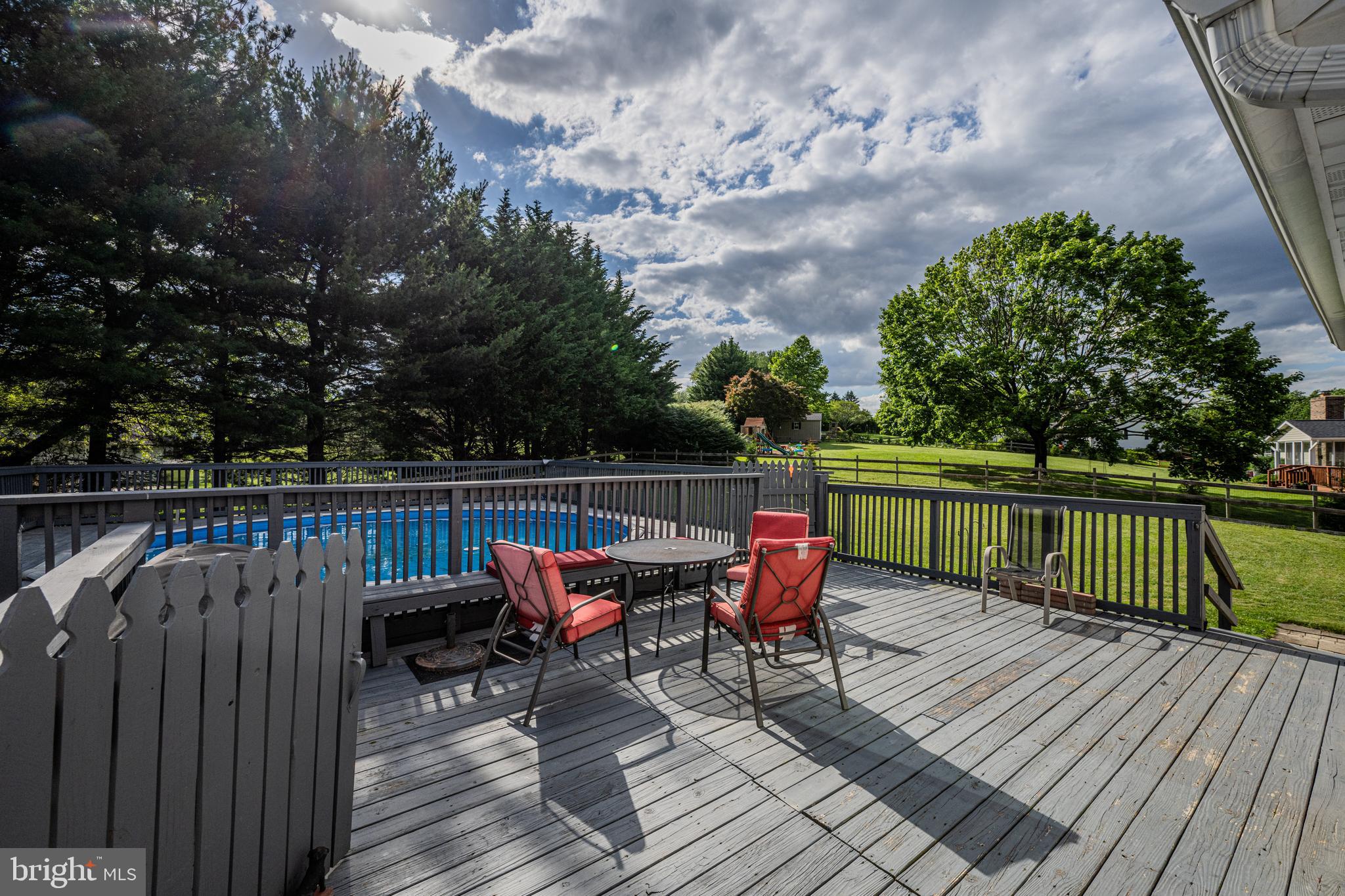 DULANY HILLS - Residential