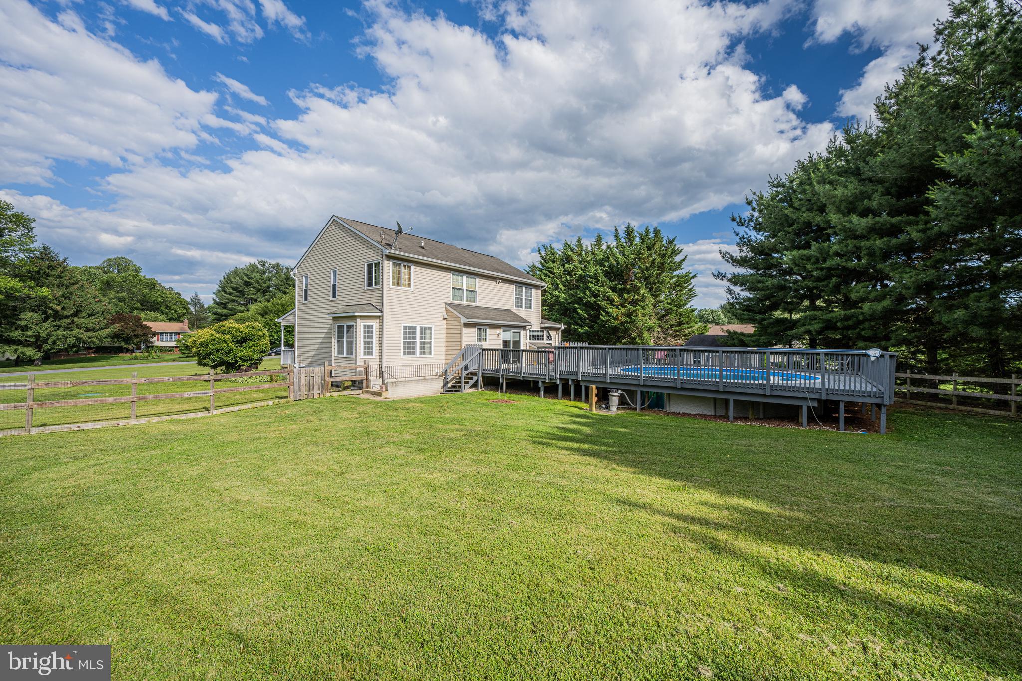 DULANY HILLS - Residential