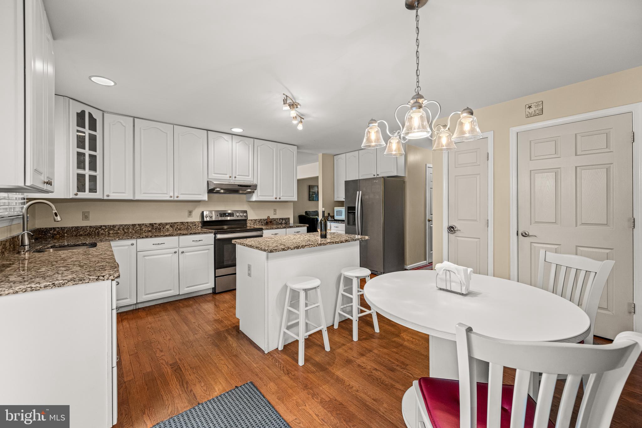 DULANY HILLS - Residential