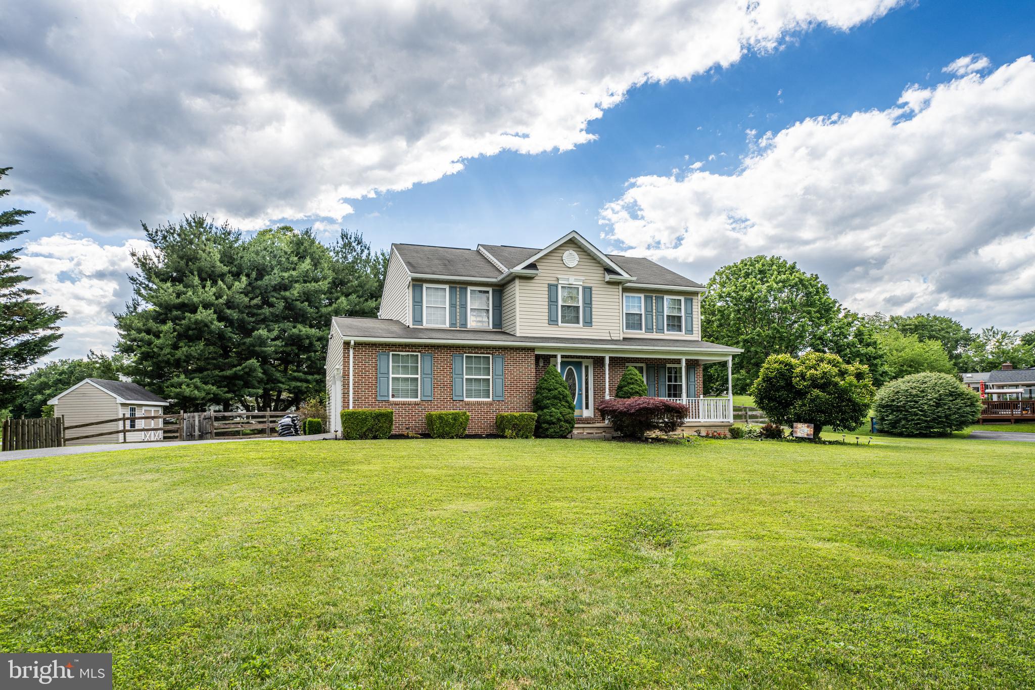 DULANY HILLS - Residential