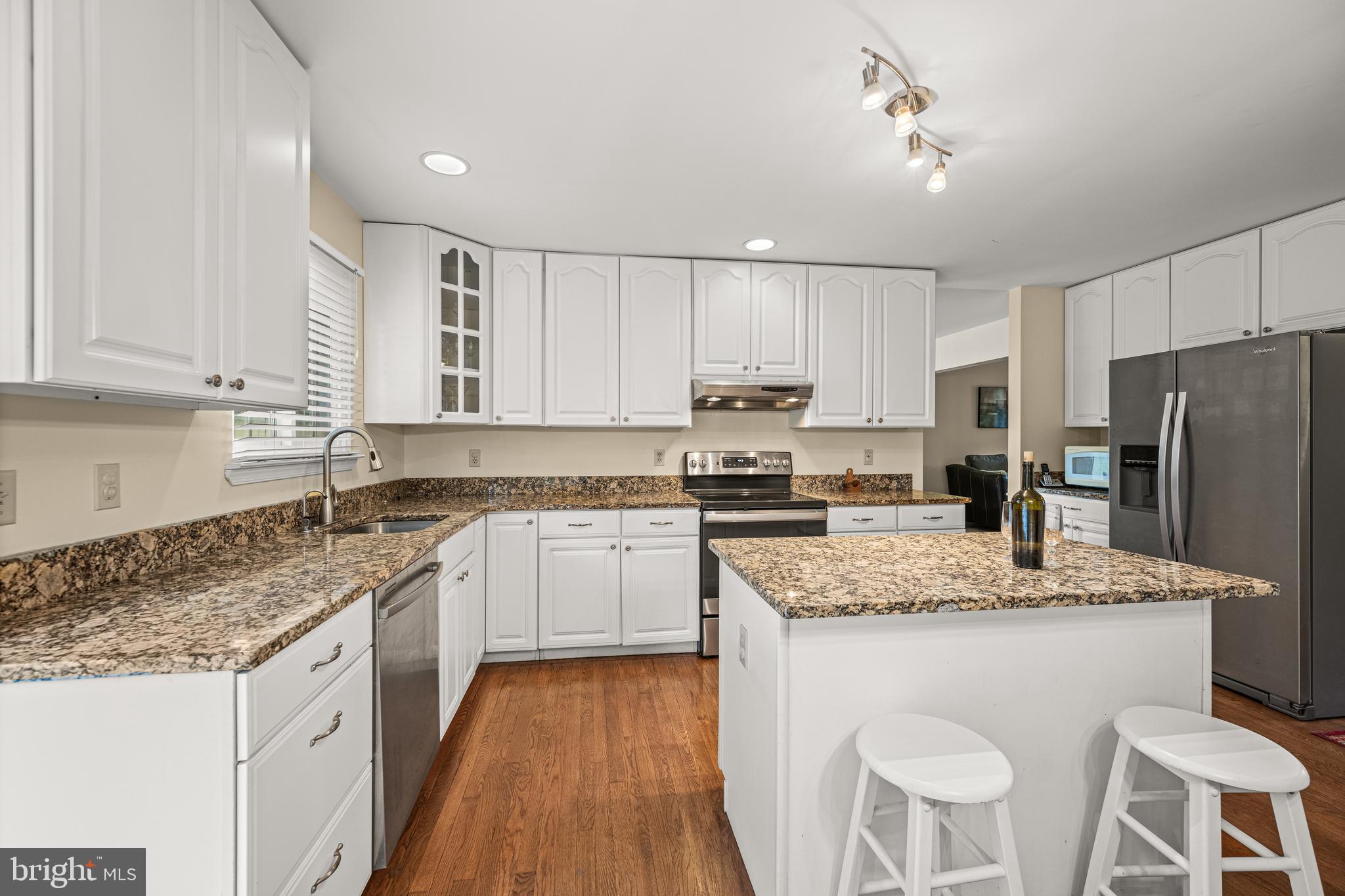 DULANY HILLS - Residential