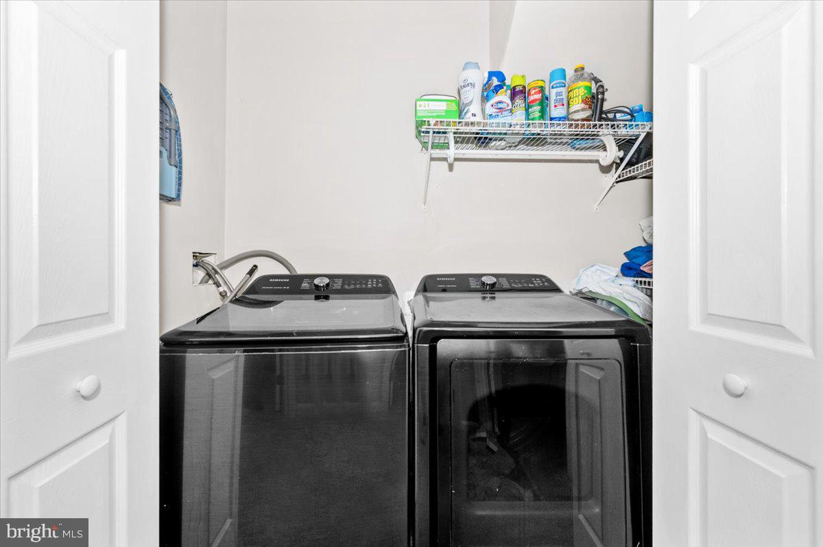 HAMPSHIRE HALL CONDO - Residential