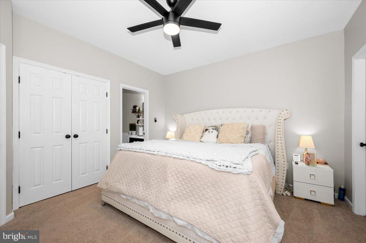 HAMPSHIRE HALL CONDO - Residential