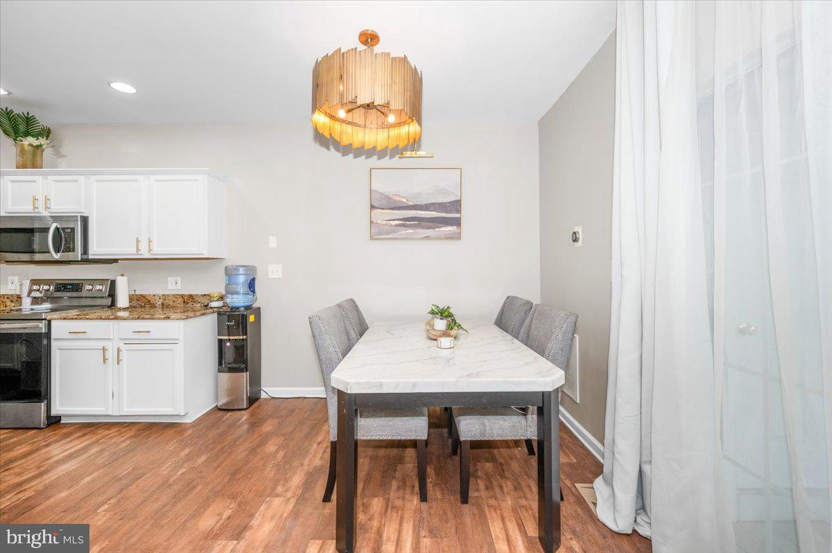 HAMPSHIRE HALL CONDO - Residential