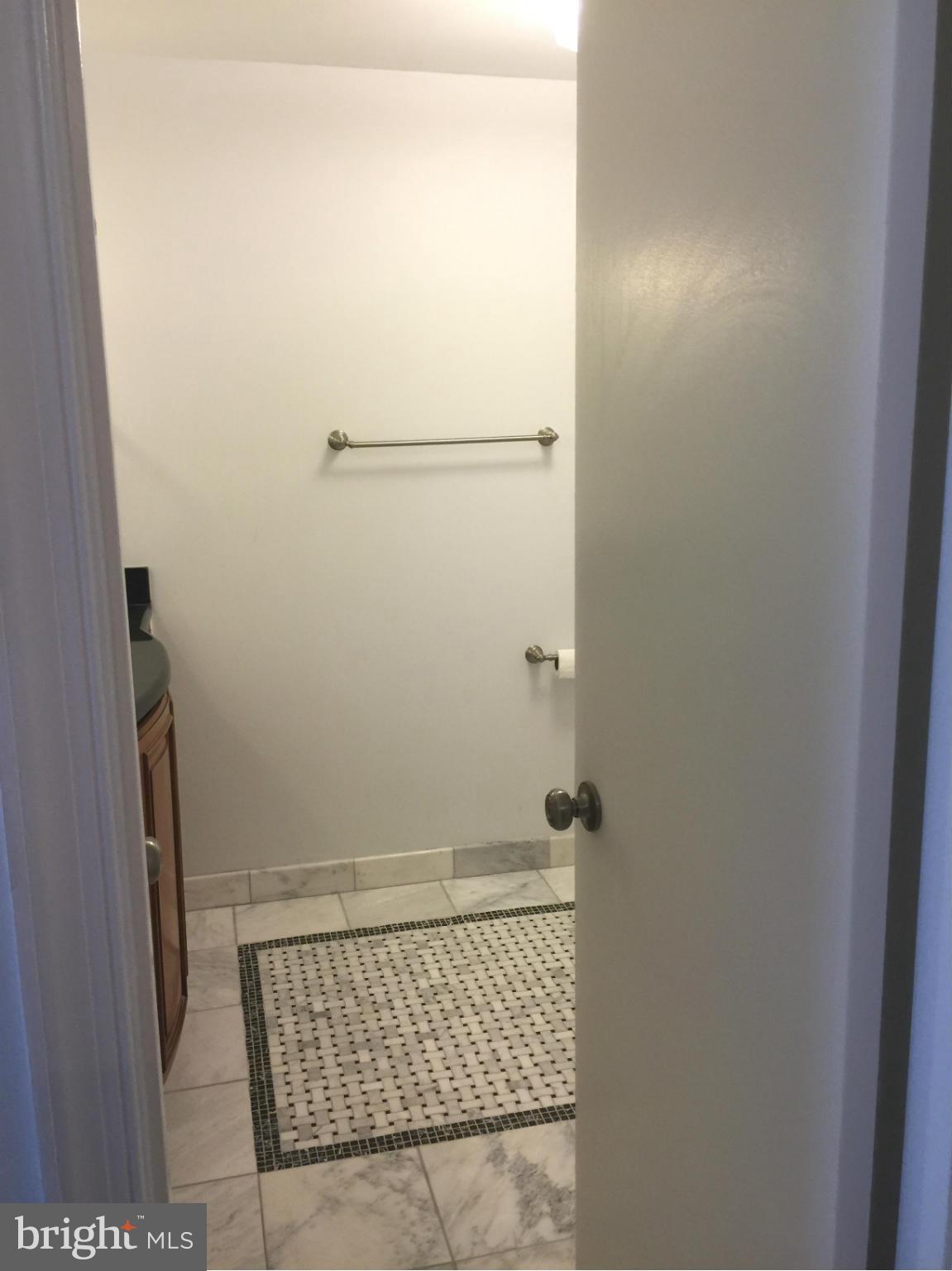 RESTON - Residential Lease