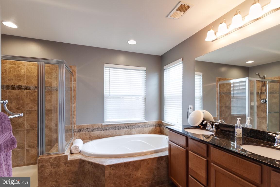 PORT POTOMAC - Residential Lease