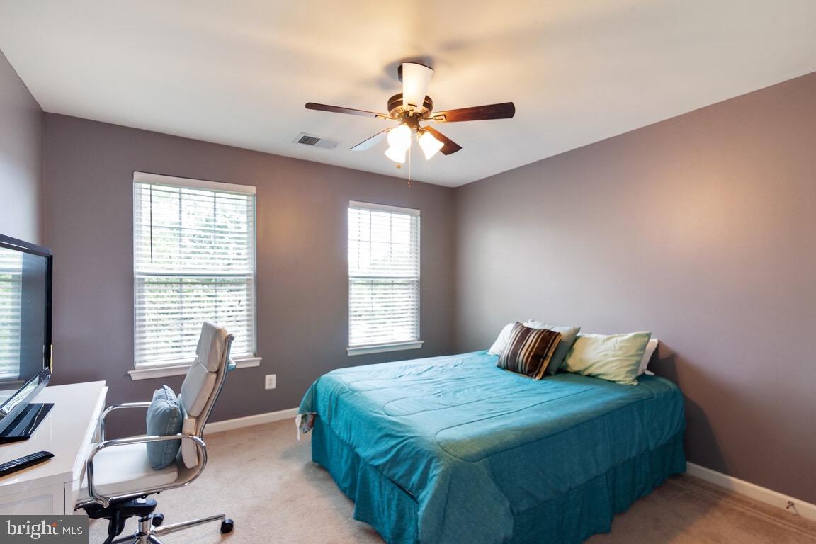 PORT POTOMAC - Residential Lease