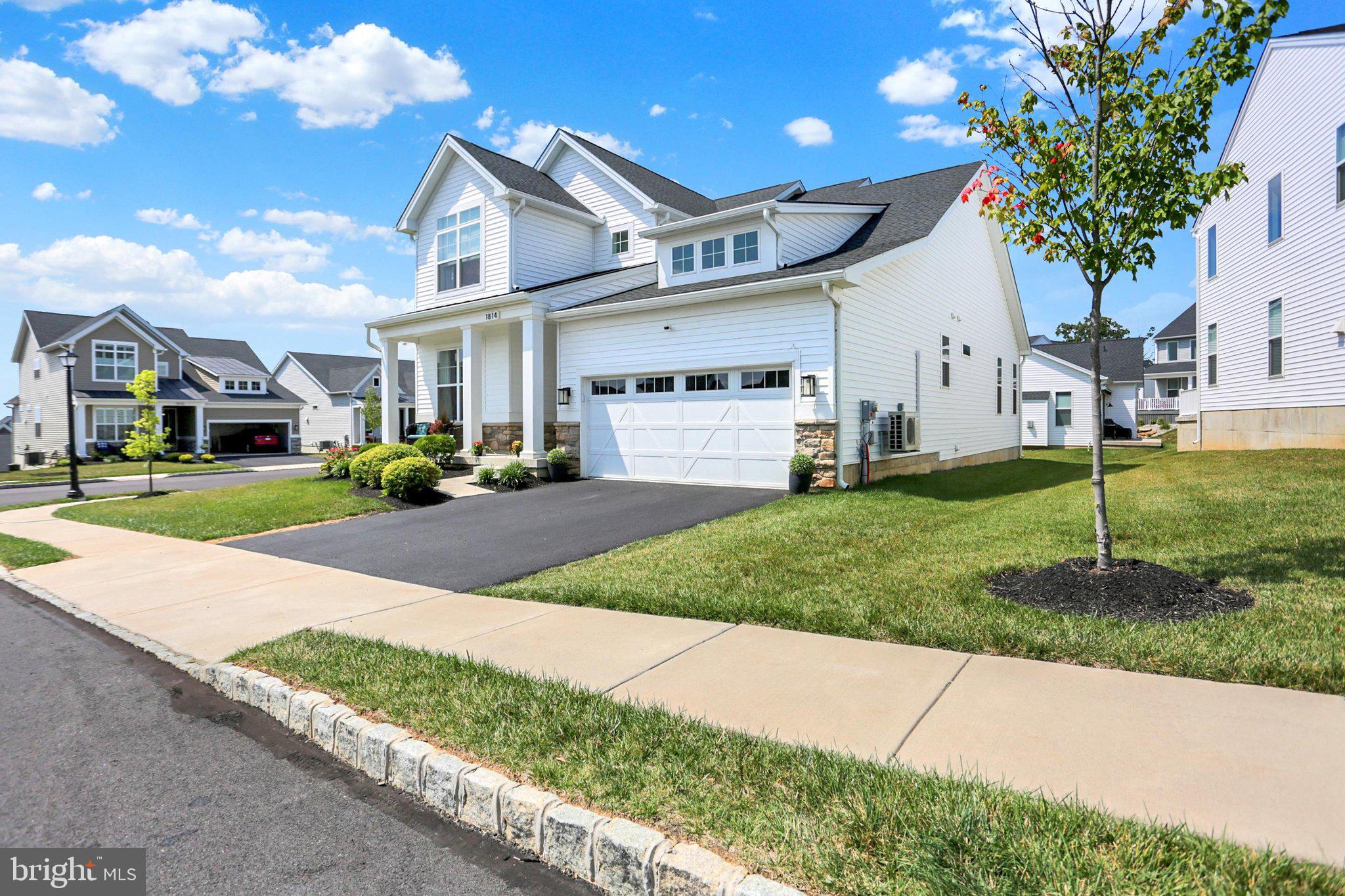 1814 STANG DRIVE