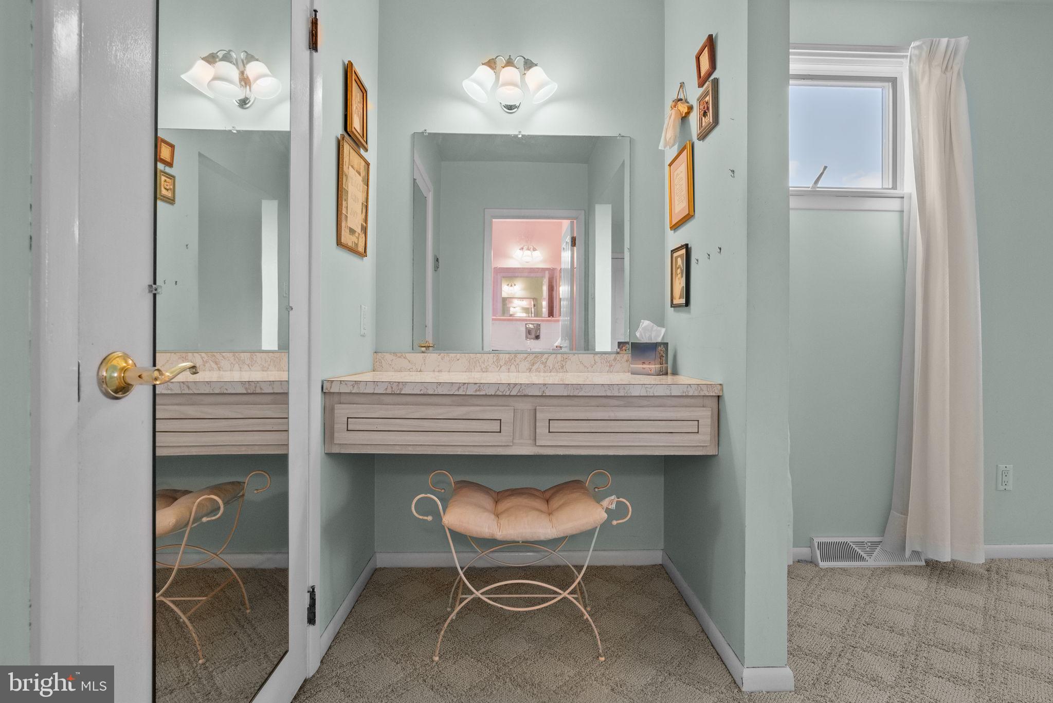 GRAVEL HILL FARM - Residential