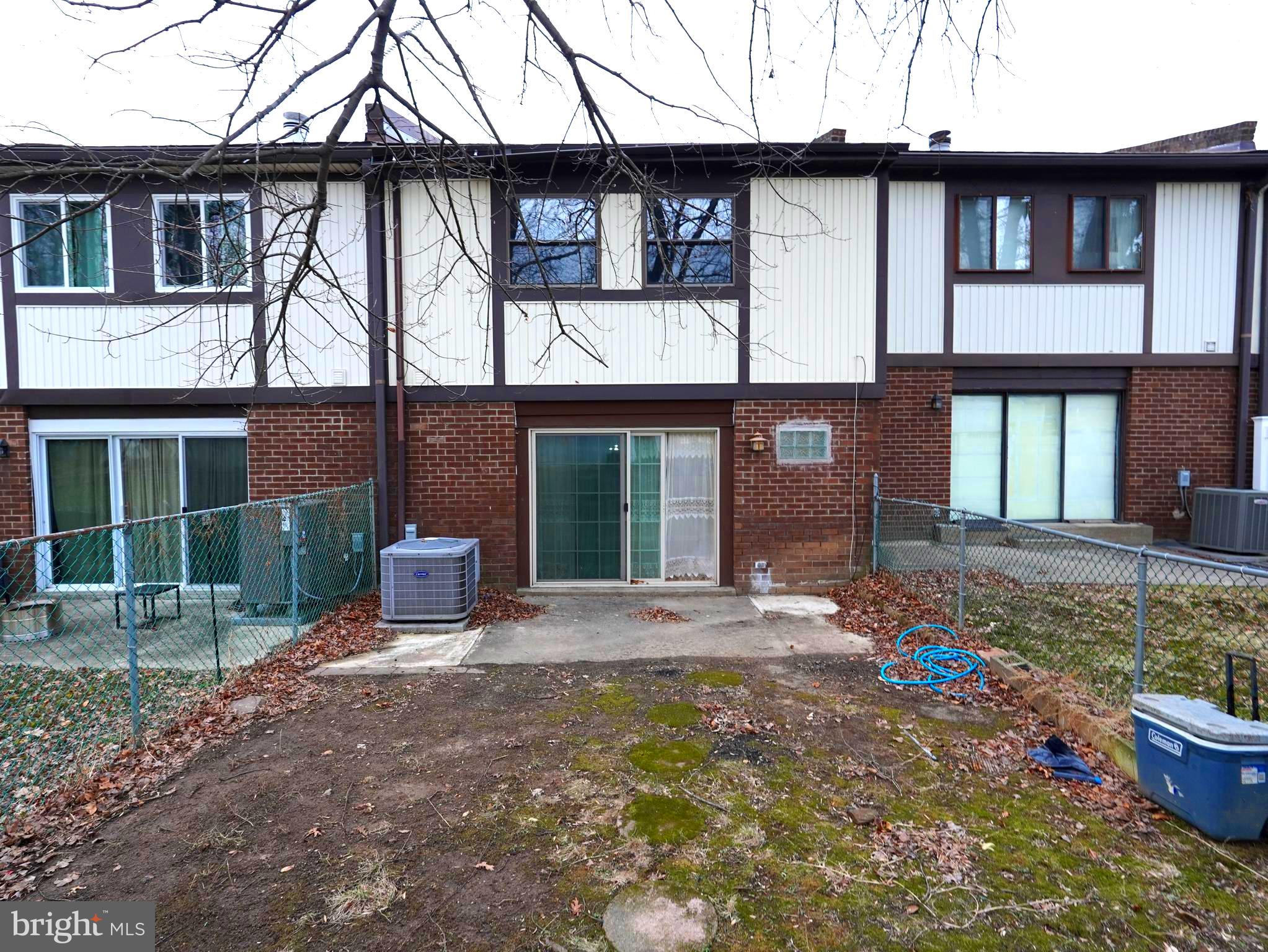 HOLLYBROOKE - Residential