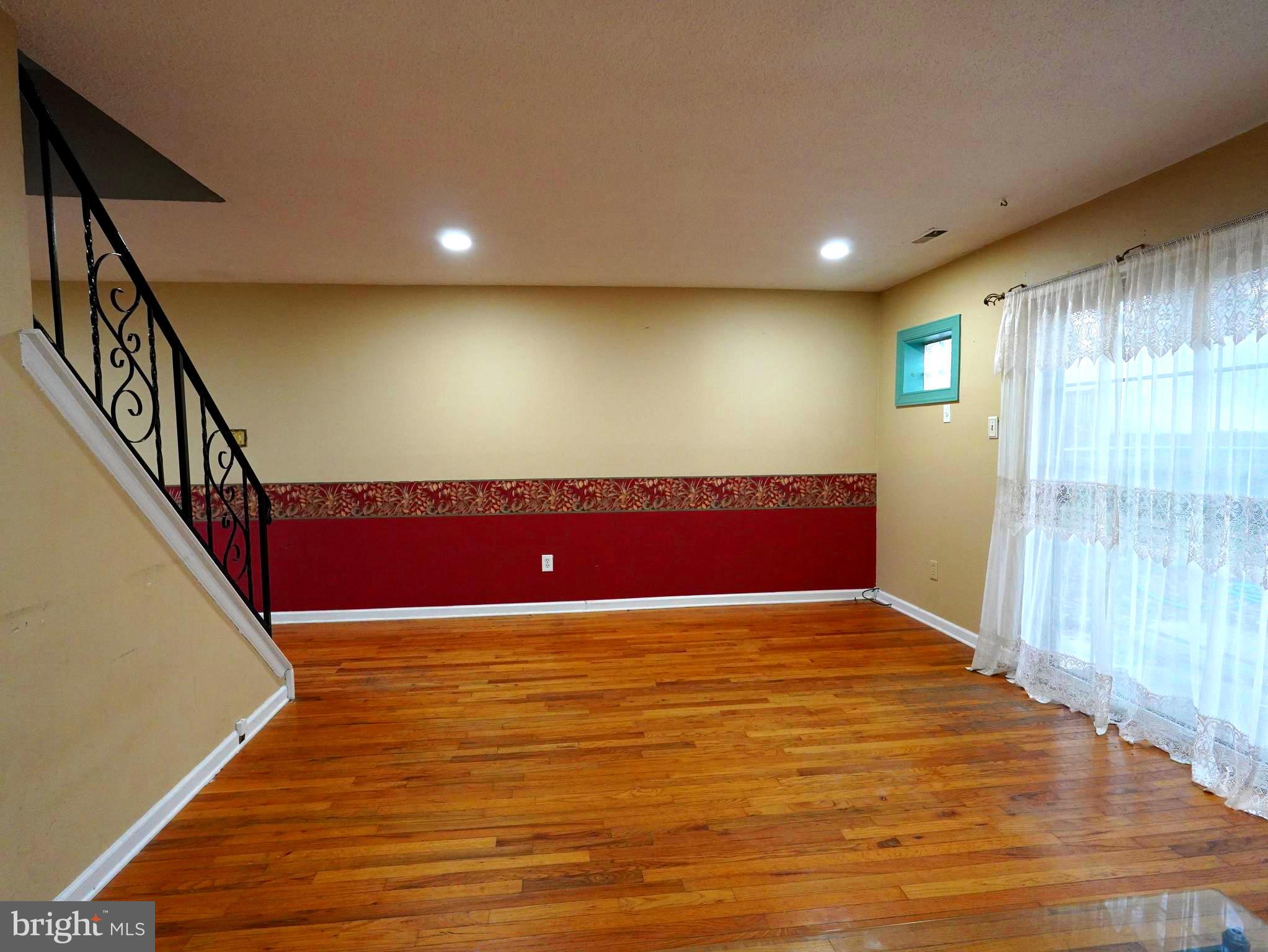 HOLLYBROOKE - Residential