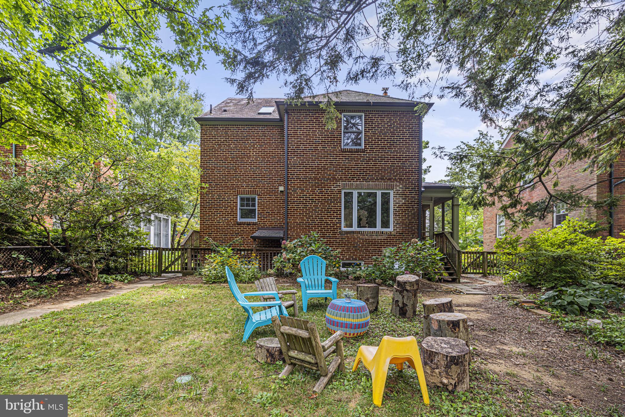 UNIVERSITY PARK - Residential