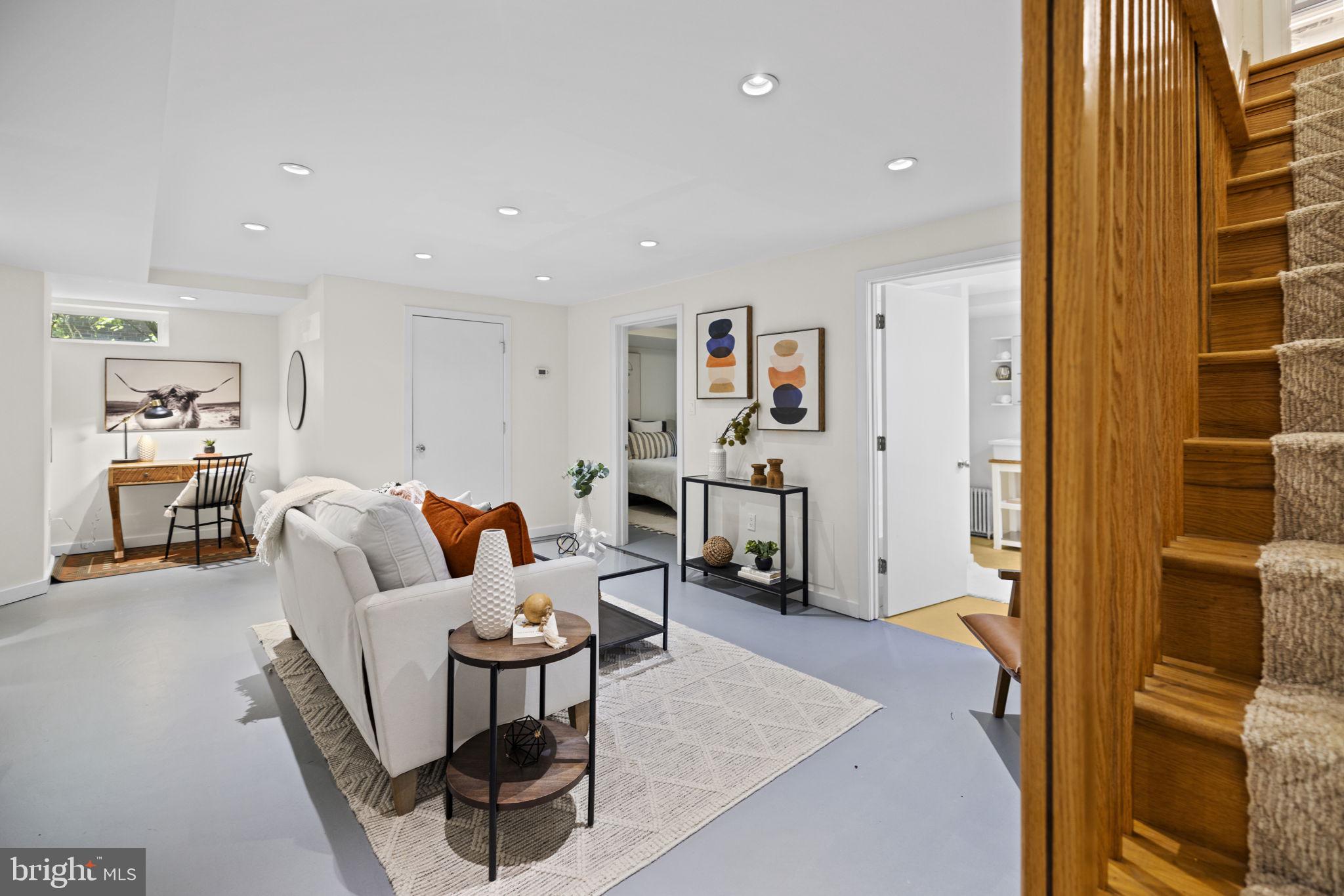 UNIVERSITY PARK - Residential