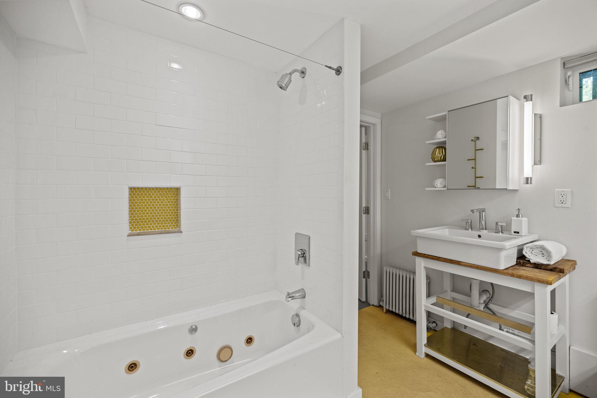 UNIVERSITY PARK - Residential