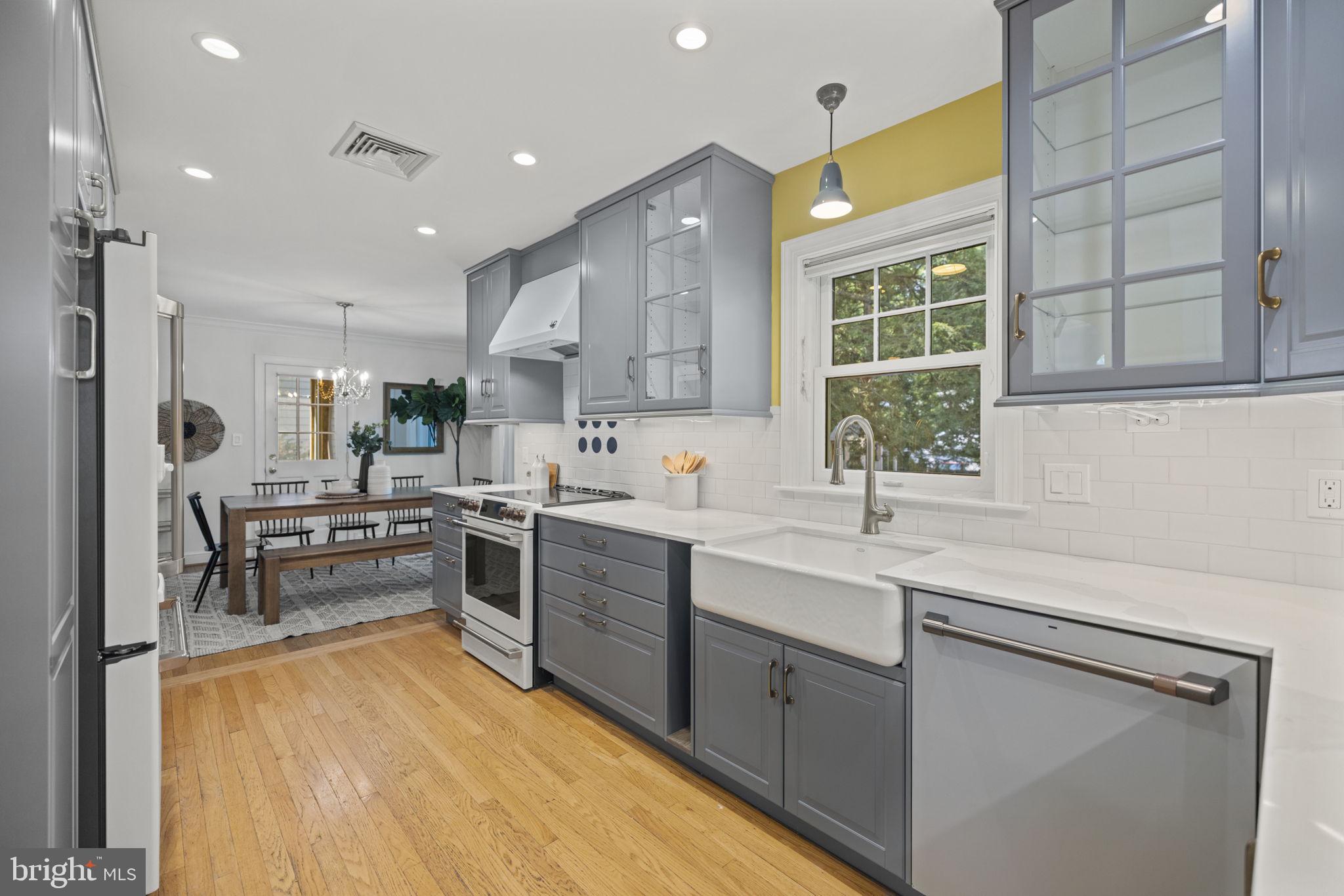 UNIVERSITY PARK - Residential