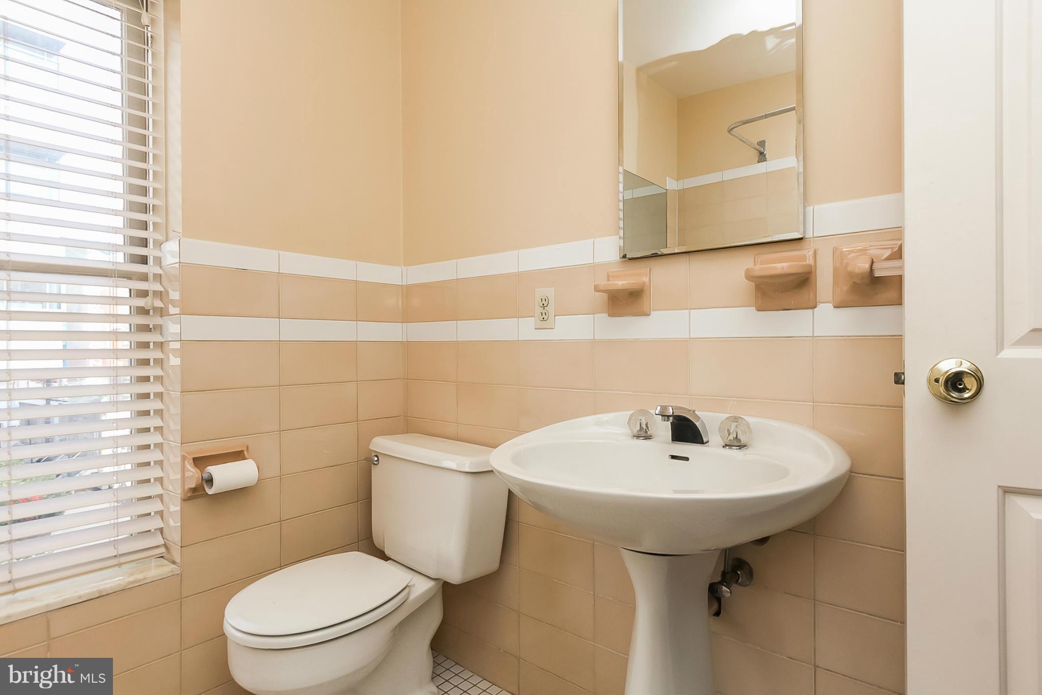 FEDERAL HILL HISTORIC DISTRICT - Residential Lease