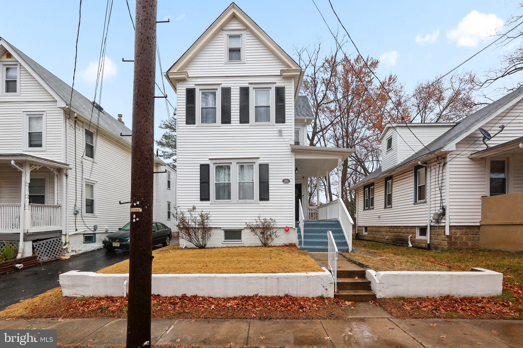 204 EMERSON STREET
