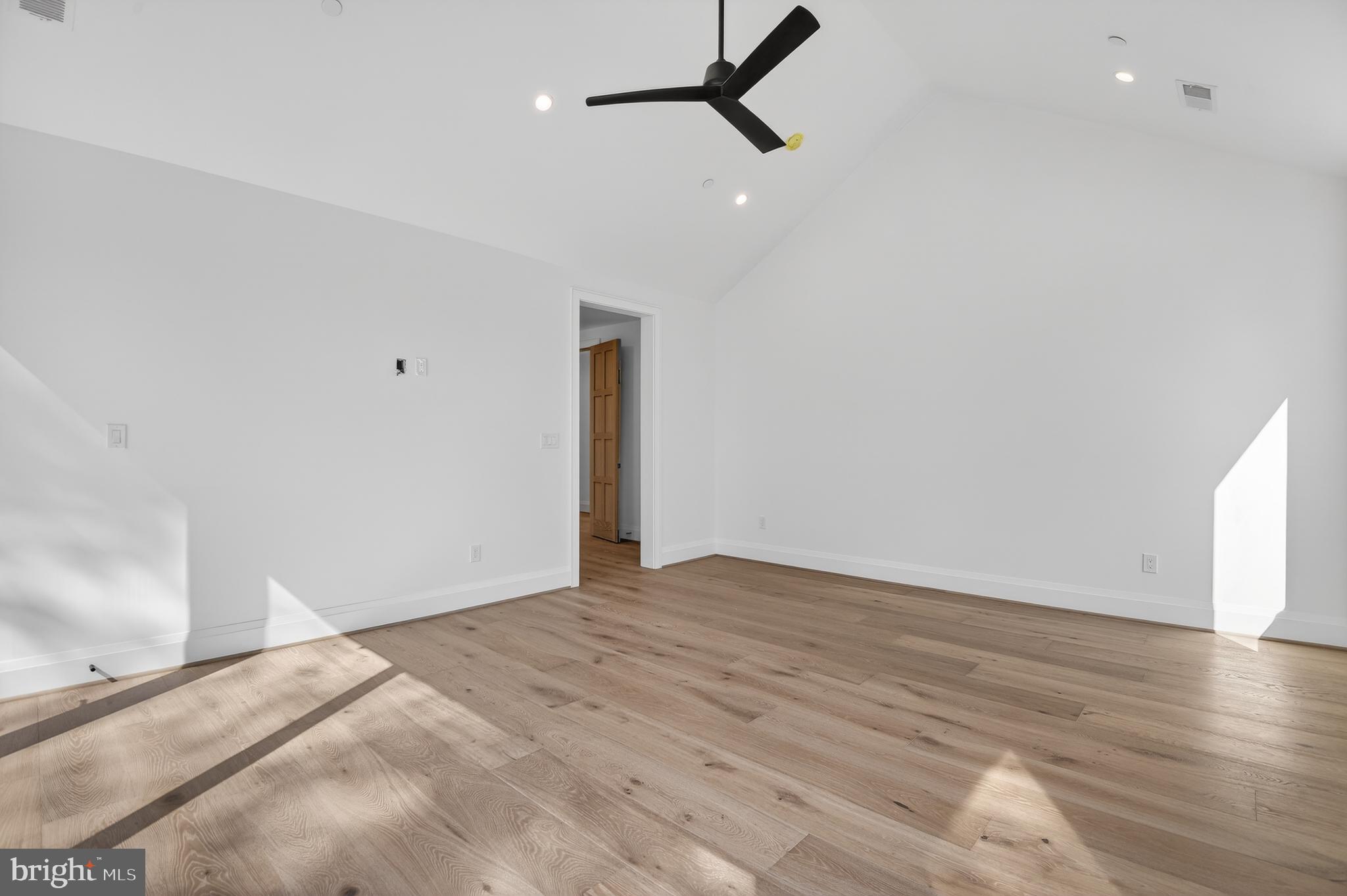 WESTGATE - Residential