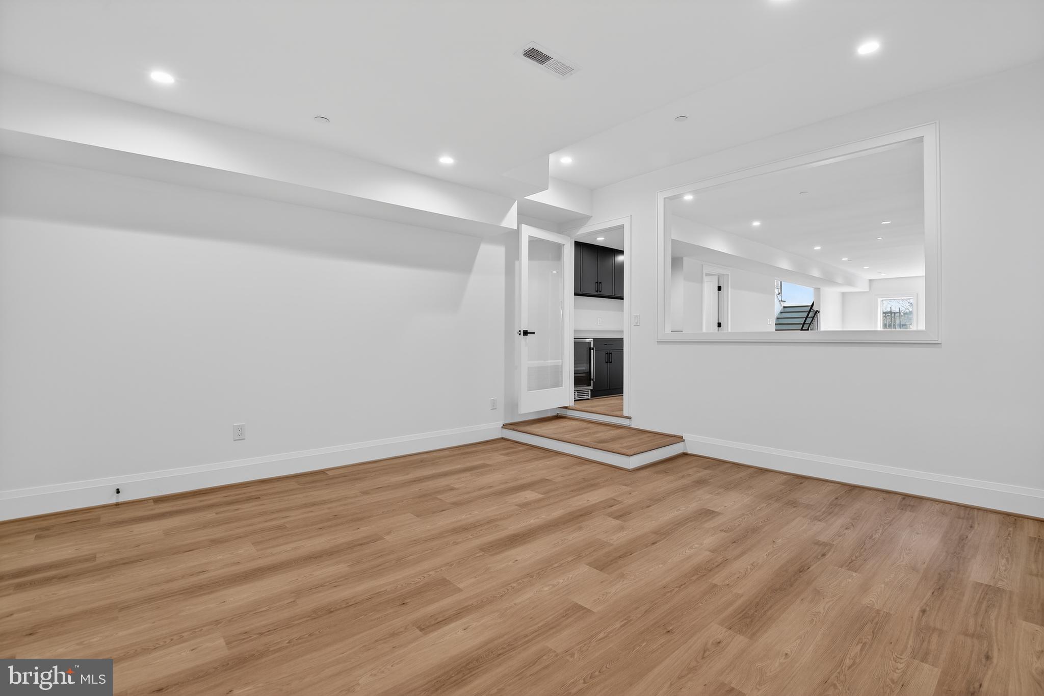 WESTGATE - Residential