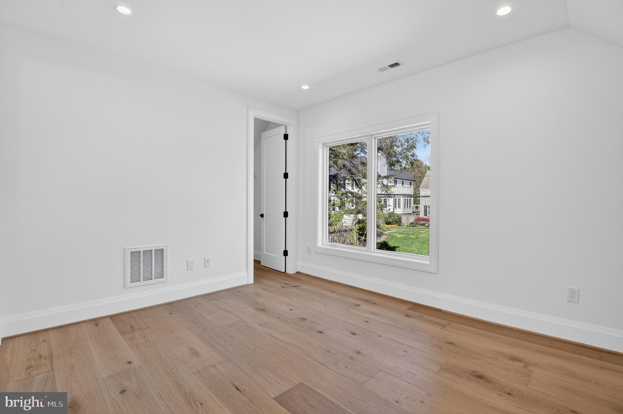 WESTGATE - Residential