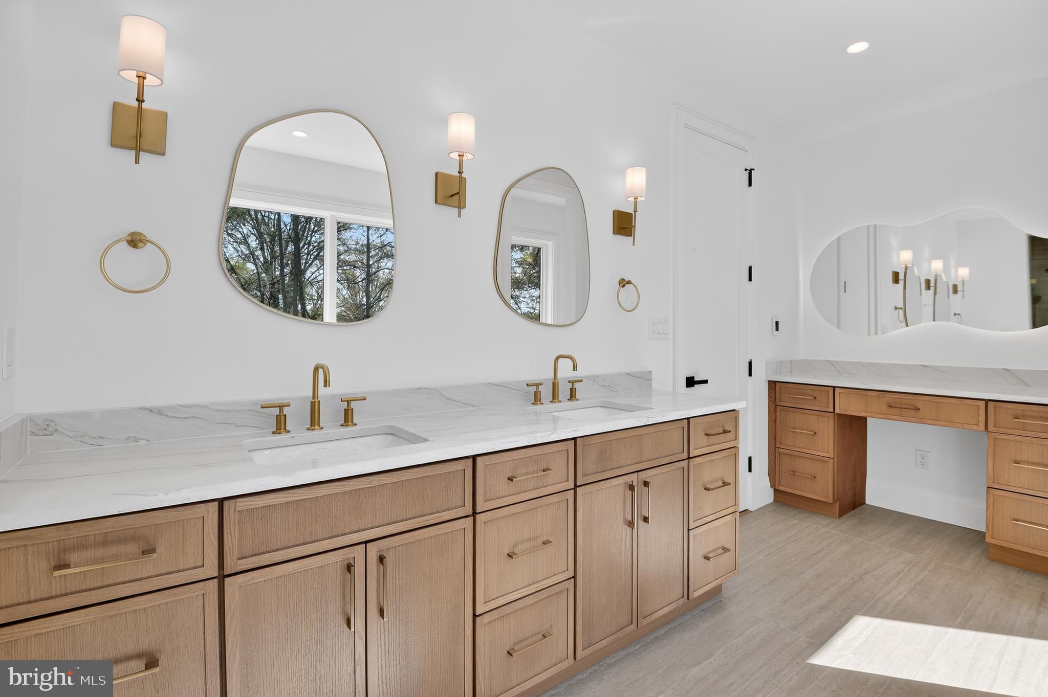 WESTGATE - Residential