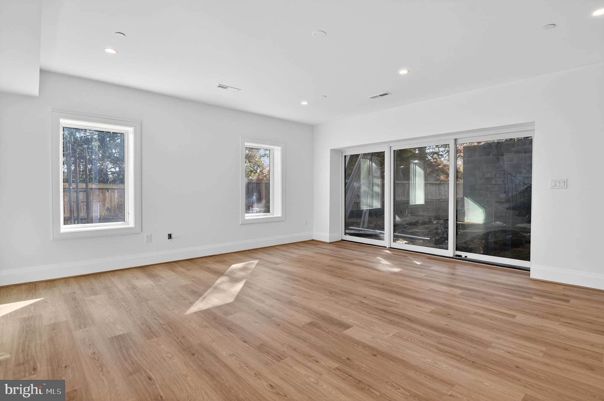 WESTGATE - Residential