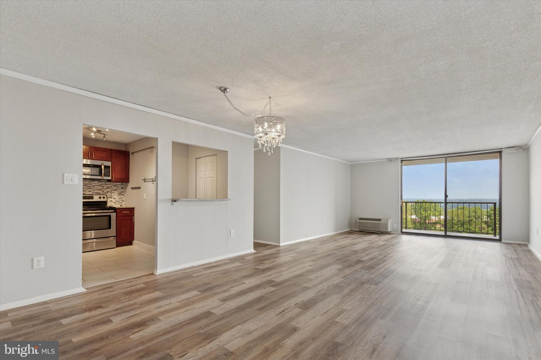 666 W GERMANTOWN PIKE 1808