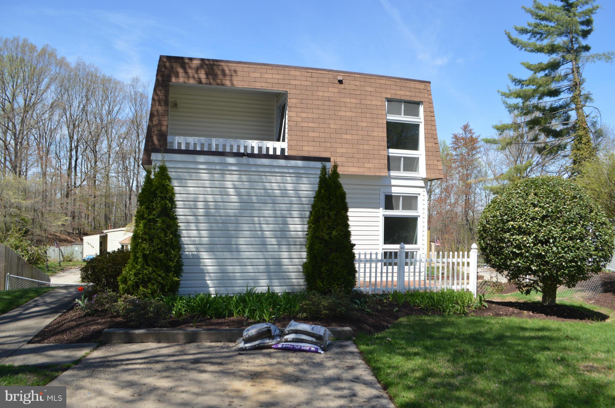 LAKE RIDGE - Residential