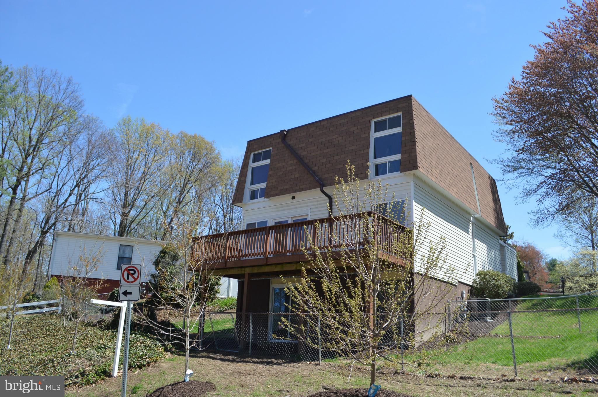 LAKE RIDGE - Residential