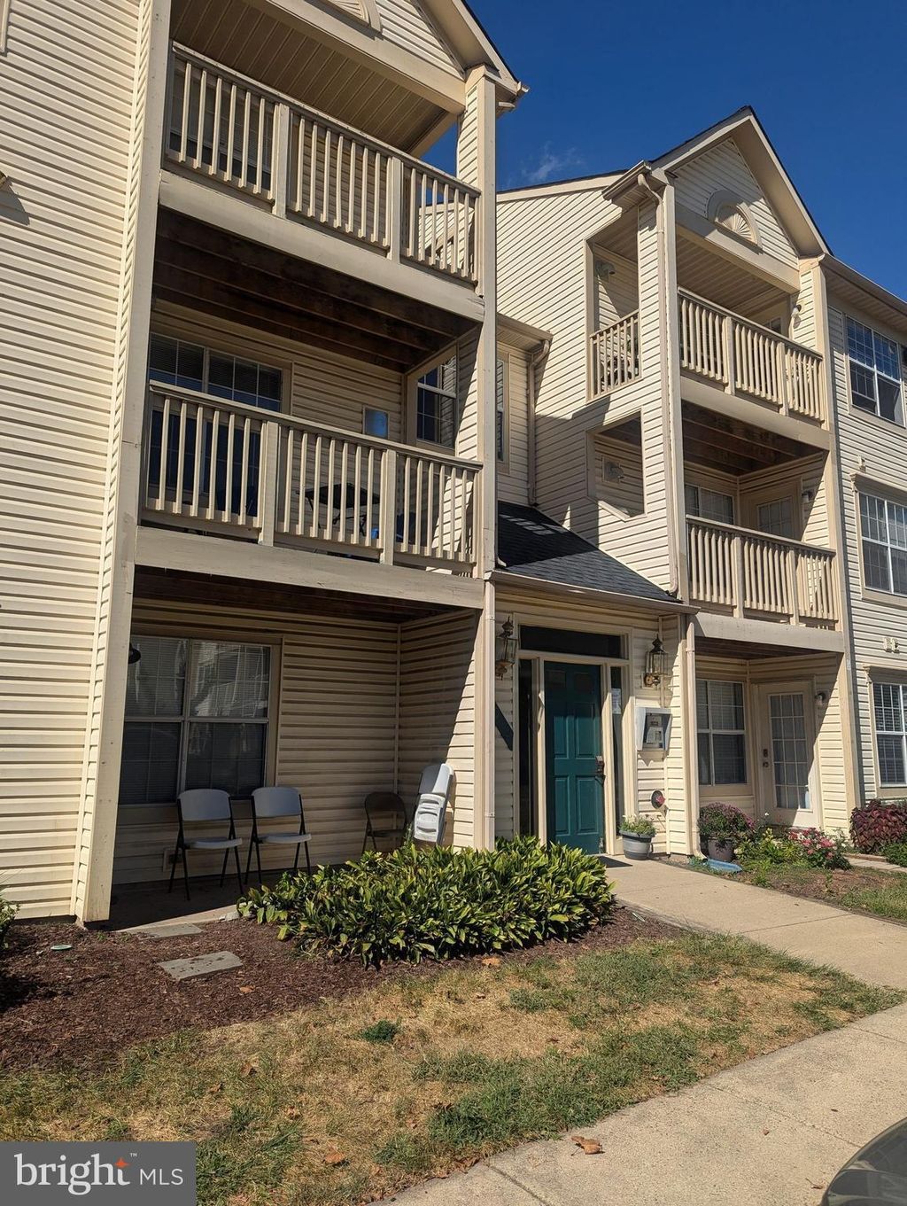 Photo of 11010 Koman Circle #301, MANASSAS, VA 20109 (MLS # VAPW2105518)