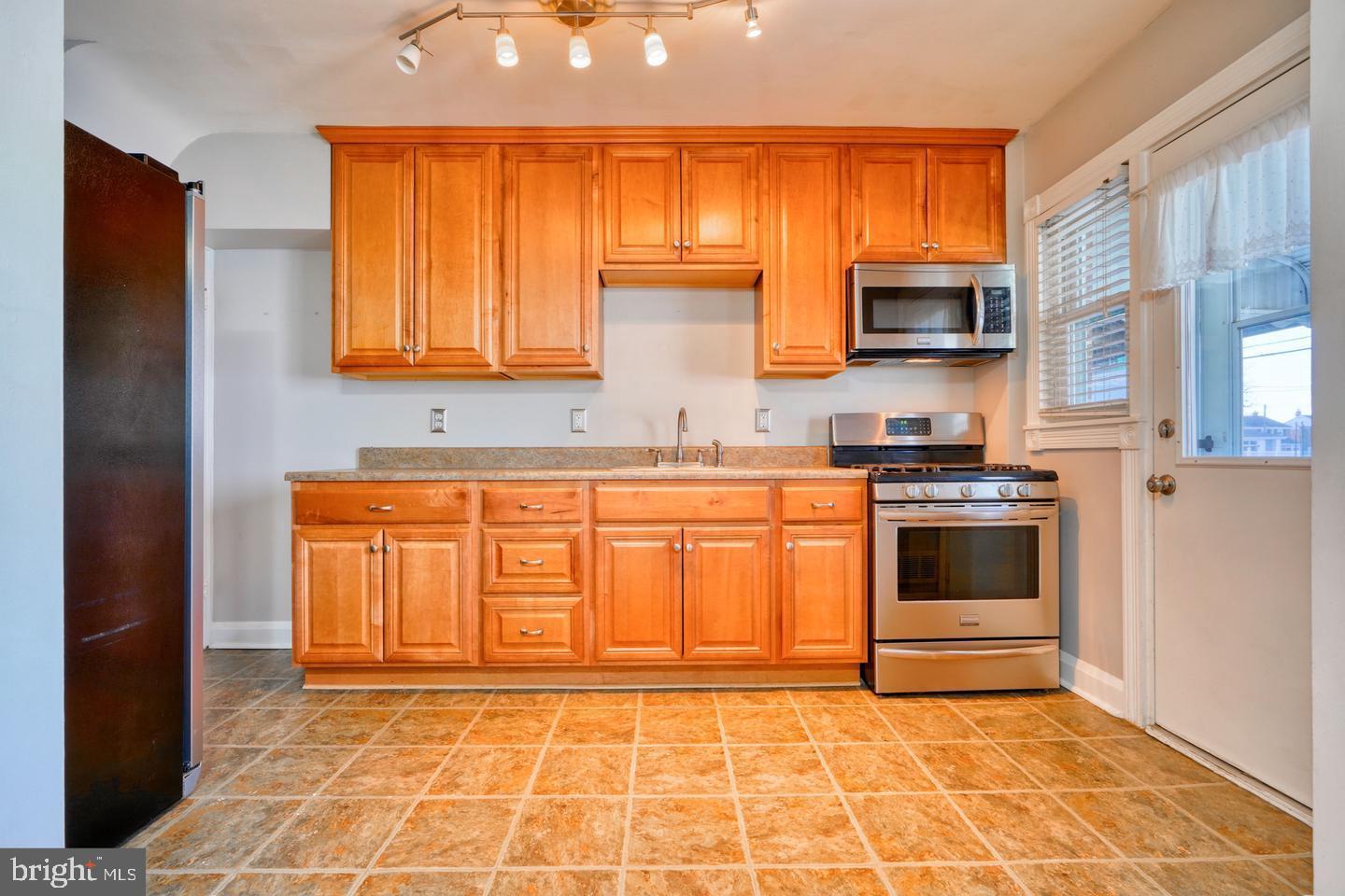 STANBROOK - Residential Lease