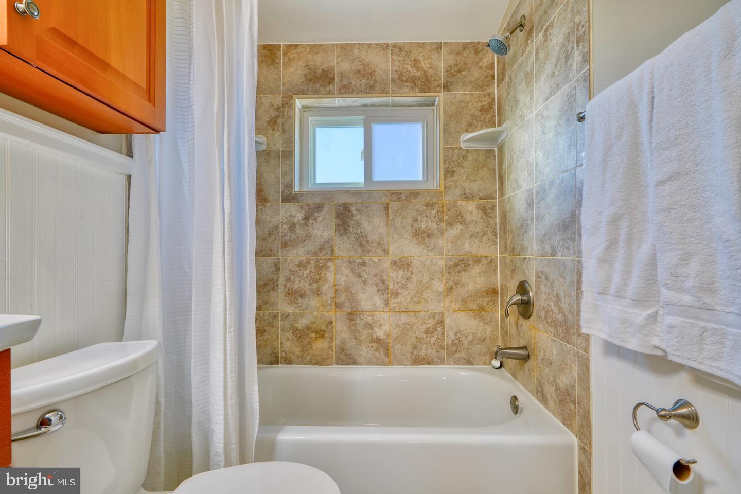 STANBROOK - Residential Lease