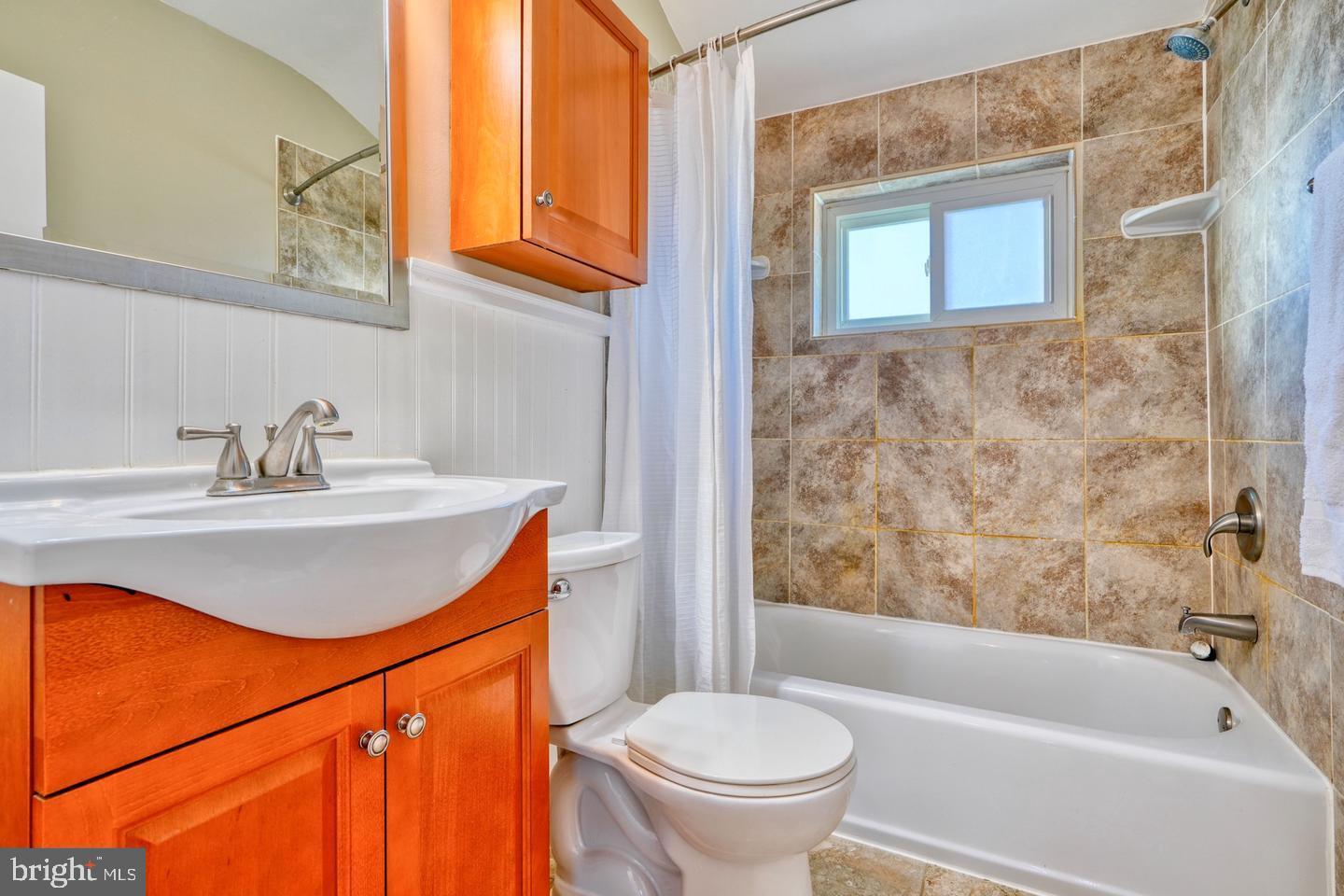 STANBROOK - Residential Lease