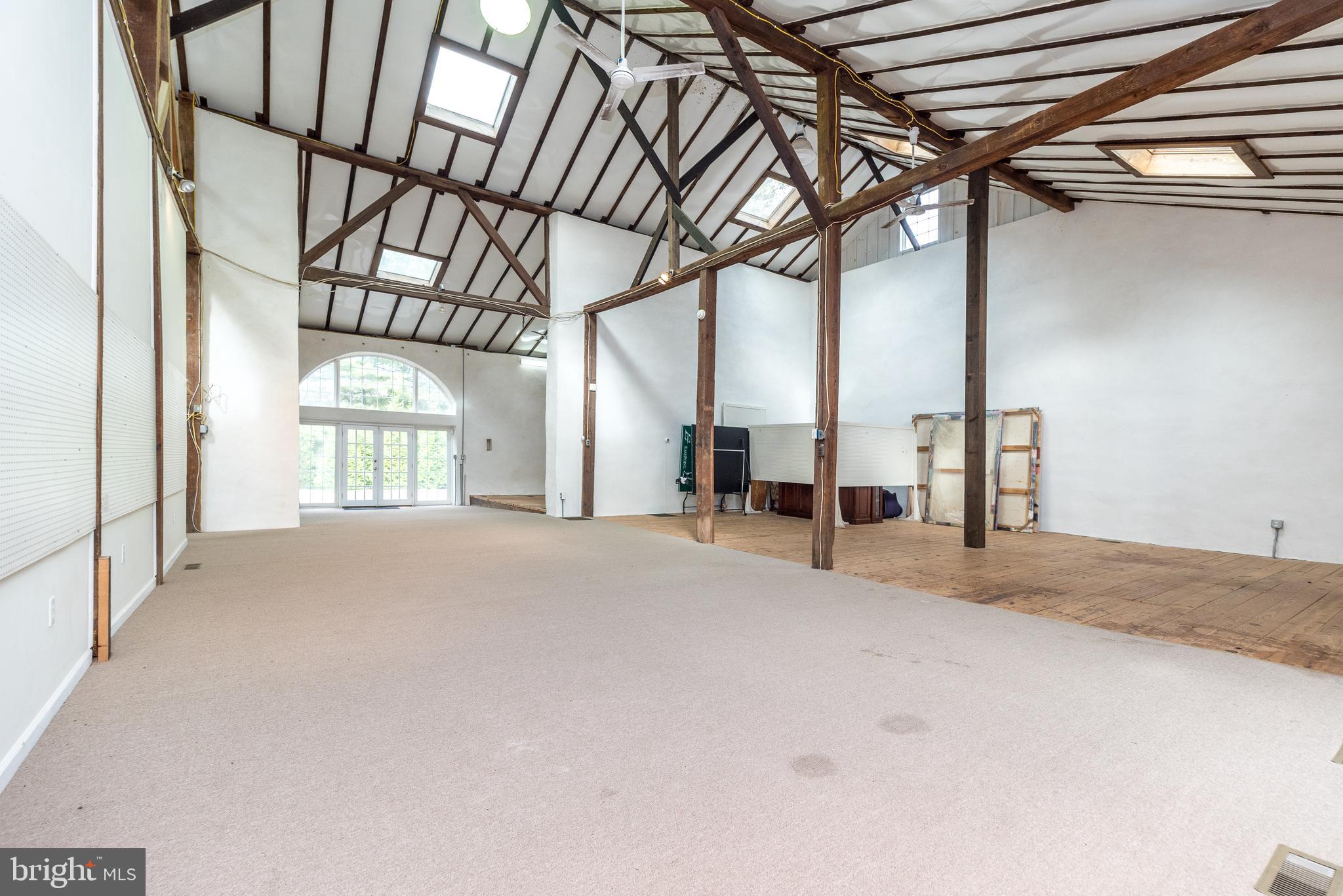 MAPLE GLEN - Residential