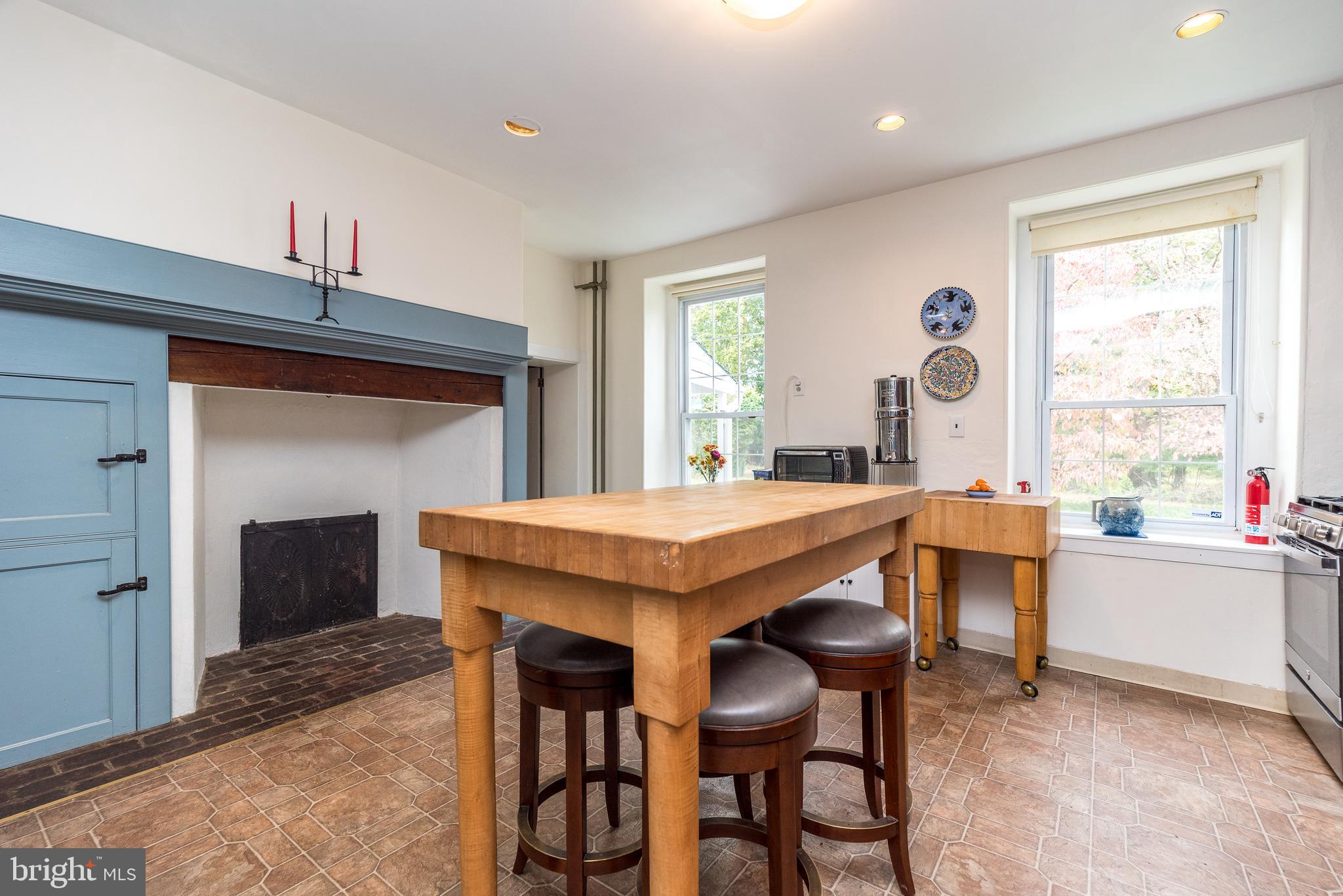 MAPLE GLEN - Residential