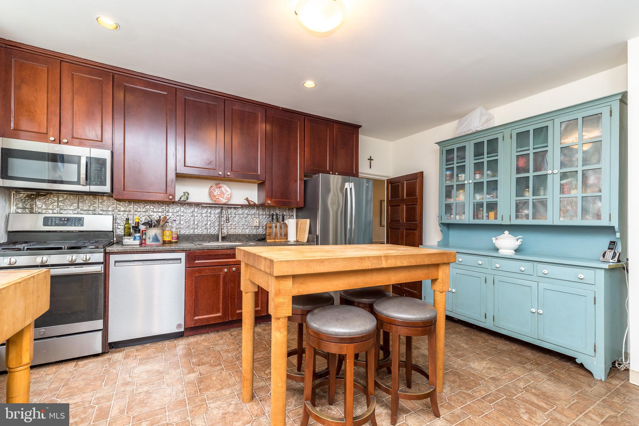 MAPLE GLEN - Residential